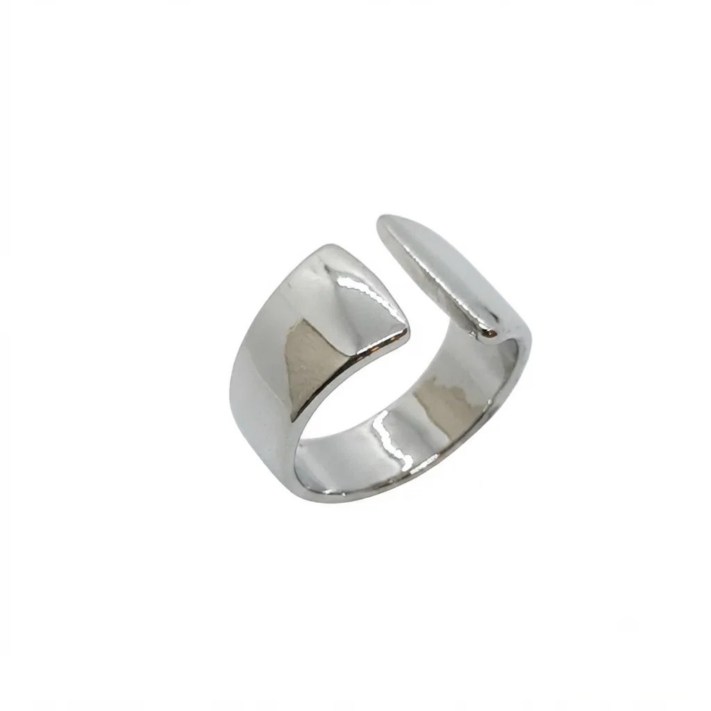 Anillo Asimétrico Plateado - B.F. ADAMS Bisutería Fina