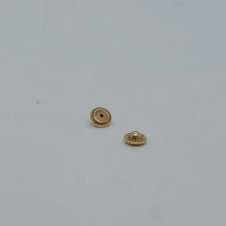 Zarcillos Abridores Mariquita Blanca 18K - Vista 2