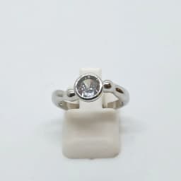 Anillo Bisel Solitario Plateado - Vista 3