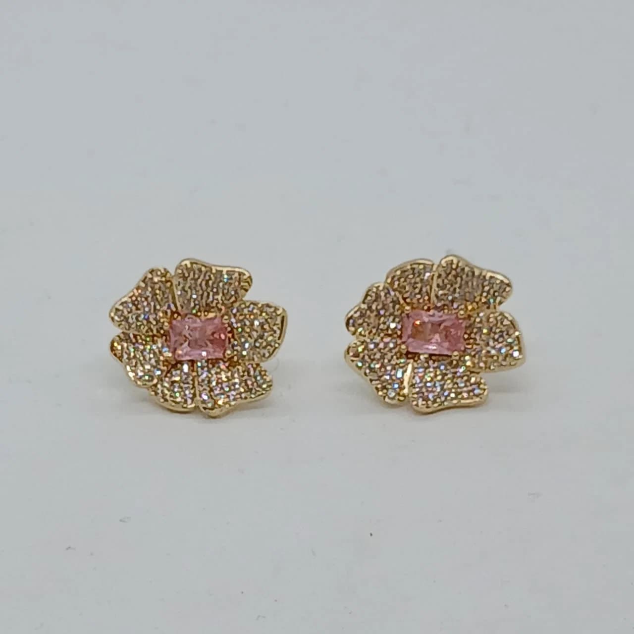 Zarcillos Flor Rosa Brillante - Zarcillos - B.F. ADAMS Bisutería Fina